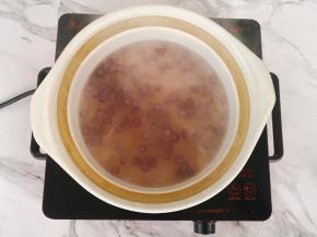 煮至丸子浮起。