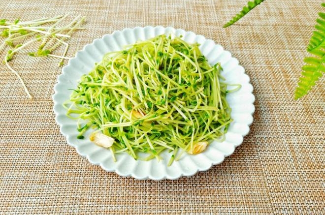 营养快手菜‖蒜香豆苗