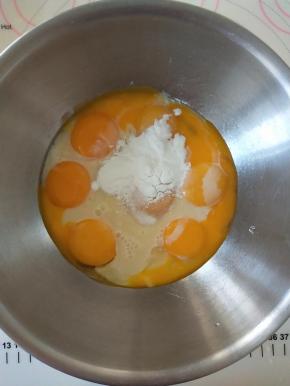 5、内陷A材料拌匀。