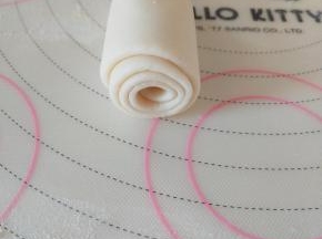 12、从上往下卷起，再松弛20分钟。