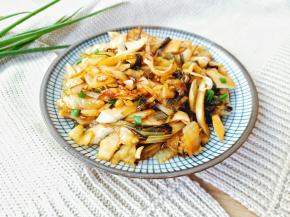 入口爽脆，酸香开胃下饭菜！