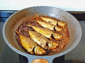 看汤汁差不多开大火收汁。