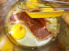 加入焦糖奶油酱