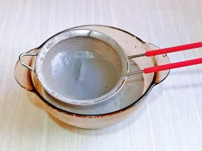 想分享给你们看看呀！家里以前的破壁机打出来的豆浆，过滤后是渣渣，这款你看，泥状，完全无需过滤。