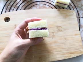 再盖上一片吐司