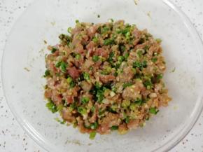 搅拌均匀静置一会儿。