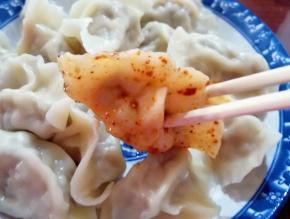 根据自己的口味配上蘸汁更好吃。