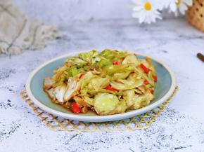 简单快手小炒，酸甜爽口。