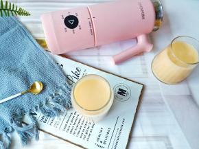 破壁机一键操作，超级方便，可以制作下午茶、奶昔、果汁、米糊、豆浆、养生粥、烧开水等……冷热两用，关键免手洗。