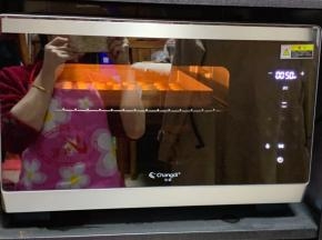 送入烤箱中层，上下火100度烤45分钟即可（烘烤时间与温度根据实际情况设定）