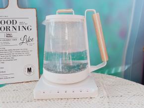 待清水煮制沸腾。