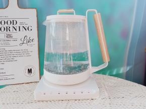 待清水煮制沸腾。