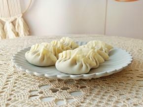 依次把都把饺子包好。