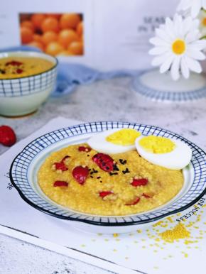 一碗粥，一个蛋，营养均衡。