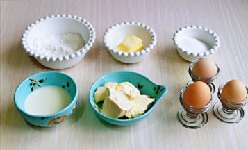 准备食材，并称重。这个量是6寸蛋糕的量。