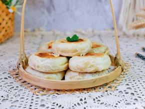 宝贝一口气吃三个改想吃。