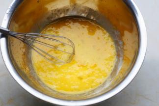 小火上稍微加热10秒。