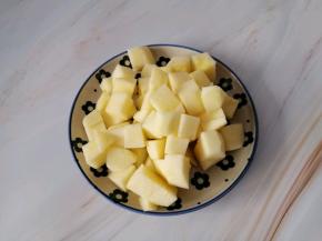 苹果去皮切块