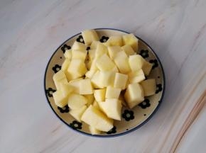 苹果去皮切块