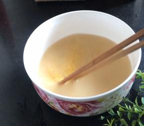 小米用清水浸泡半小时