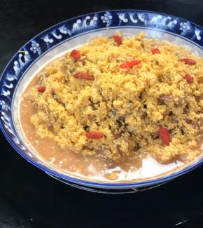 冷水上锅蒸，上汽后蒸半小时