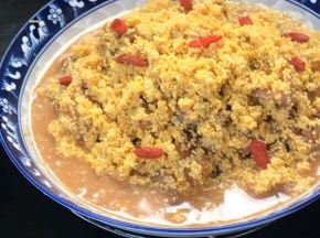 冷水上锅蒸，上汽后蒸半小时