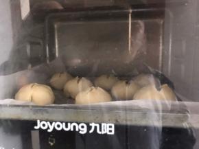 放入烤箱，发酵至两倍以上大