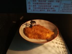 直接放入微波炉加热两分钟