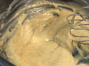 加入糖渍橙皮搅拌均匀