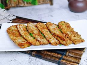 盛出装盘，撒上葱花。