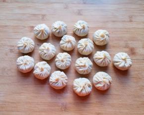 看看包好的小笼包，萌萌哒！