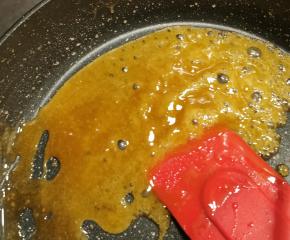 逐渐变成浓稠绵密的糖浆