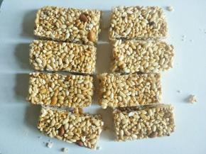 切成自己喜欢的大小块即可。