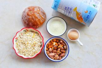 准备好所有食材。