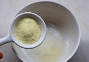 澳优珀淳奶粉。