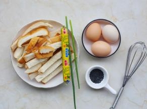 准备好所有食材。