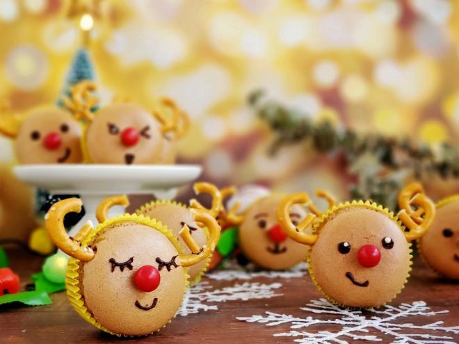 圣诞麋鹿杯子蛋糕