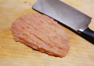 鸡胸肉剁成肉泥