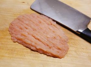 鸡胸肉剁成肉泥