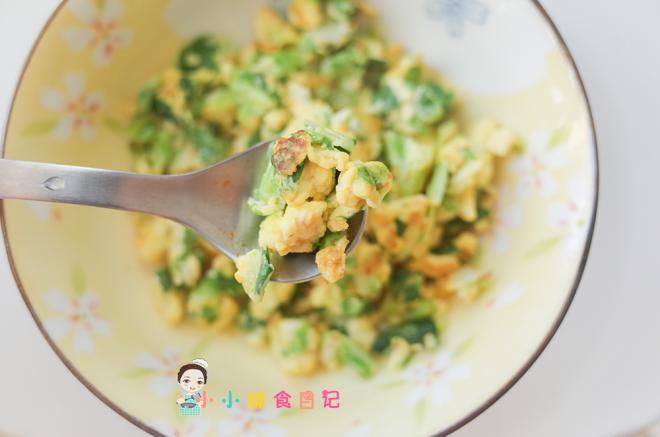 9个月以上鸡蛋炒青菜