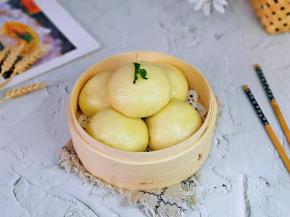 简单好吃的包子出炉啦。