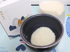 准备食材。