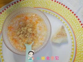 将粥盛出来放入猪肉松 鳕鱼碾碎即可