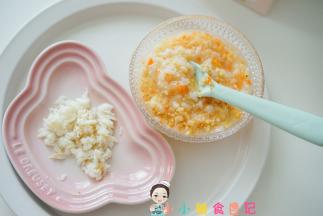 胡萝卜比较耐煮不要换成绿色蔬菜，青菜可以炒熟后拌进去