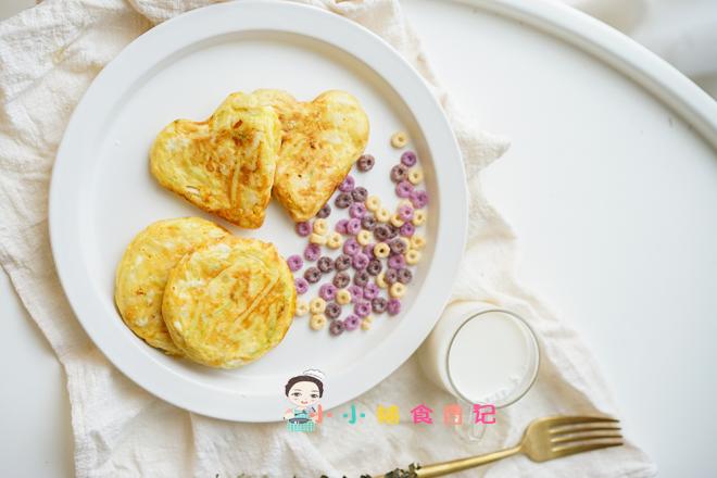 9个月以上西葫芦鸡肉蛋饼