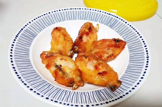 砂锅版烤鸡翅