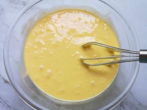 搅拌至无干粉无颗粒。