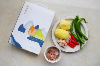 准备好所有食材。