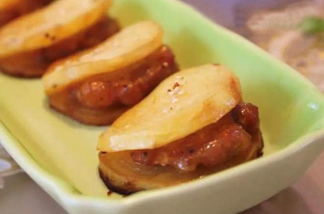 新奥尔良土豆肉夹饼