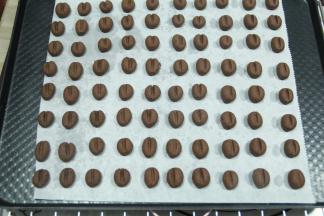 烤完取出冷凉，然后密封保存即可。